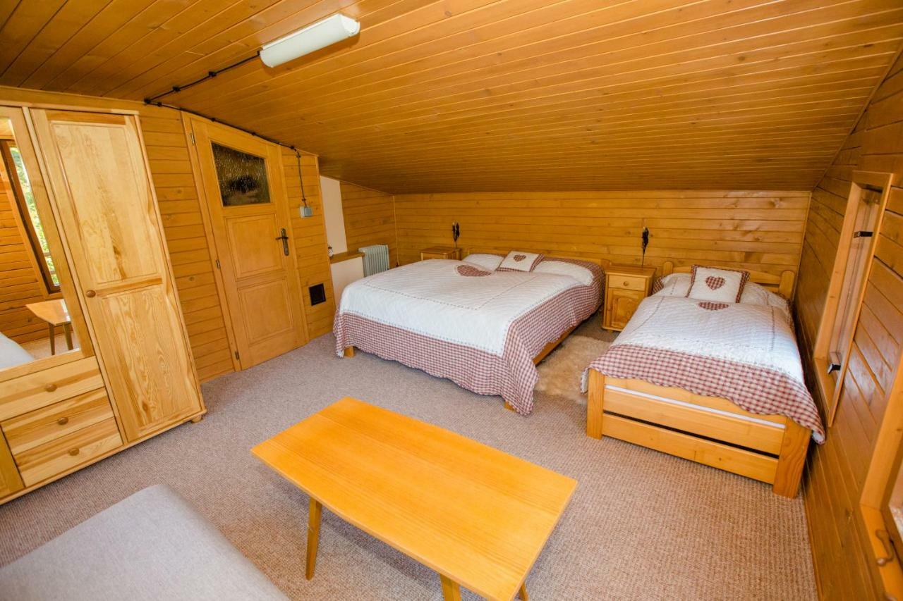 Chalet Velke Ostre Radola Buitenkant foto